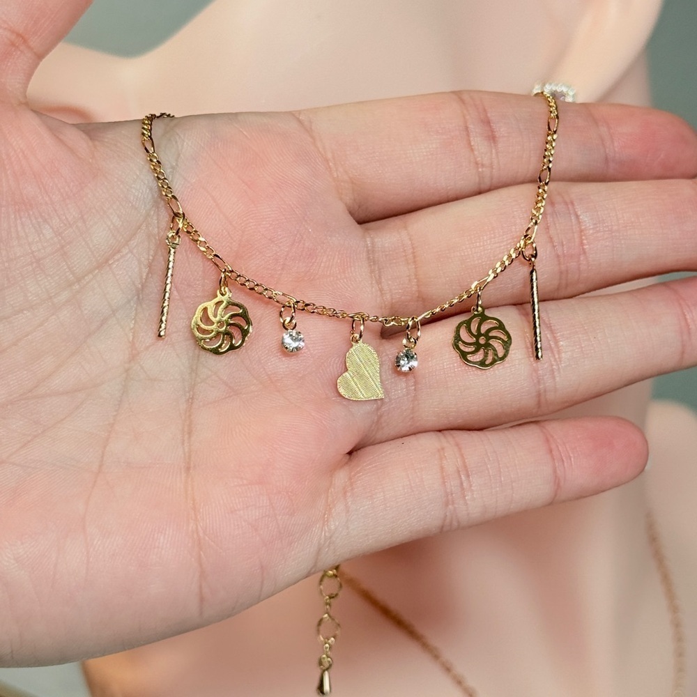 Gold Charm Anklet with Heart and Floral Accents - Picture 3 of 5